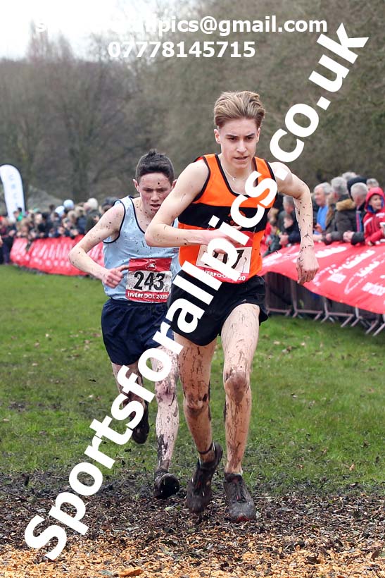Intermediate boys, 2020 New Balance English Schools Champs., Sefton Park, Liverpool. Photo: David T. Hewitson/Sports for All Pics
